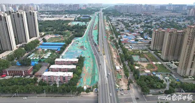 全国首条双向10车道市政隧道——复兴大街